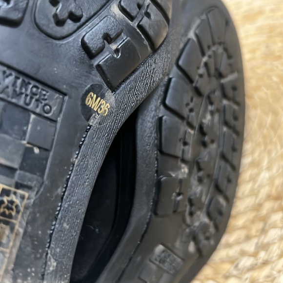 Vince Camuto Leather Equestrian Gold Hardware Detailing Knee High Boots Size 6 - Picture 14 of 15